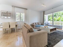 Faro's Villa Horizonte Near Seabeach