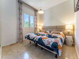Faro's Villa Horizonte Near Seabeach
