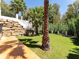Faro's Villa Horizonte Near Seabeach