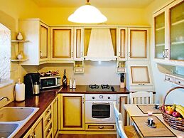 Cretan Villa Near Beach for 10
