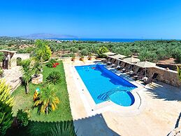 Cretan Villa Near Beach for 10