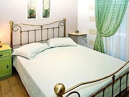 Cretan Villa Near Beach for 10