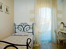 Cretan Villa Near Beach for 10
