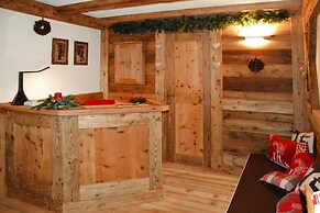 Apartment in Pellizzano With Paid Sauna