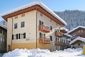 Apartment in Pellizzano With Paid Sauna