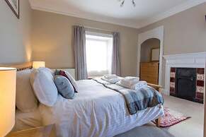 The Wheatsheaf Hotel