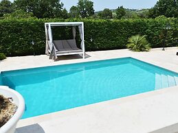 Villa in Apulia With Pool and Barbecue
