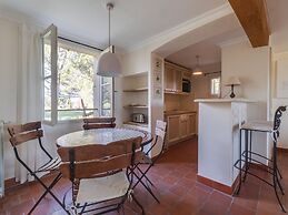 Romantic Couple Getaway in La Motte