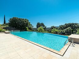 Romantic Couple Getaway in La Motte