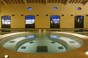 Romantic Couple Getaway in La Motte