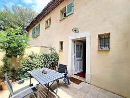 Romantic Couple Getaway in La Motte