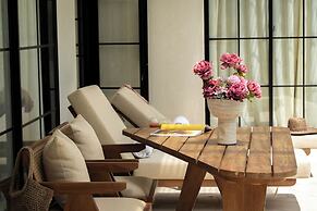 Nila Residence