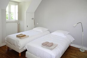 Holiday Home in Carnac Near Sandy Beach