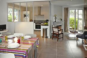 Holiday Home in Carnac Near Sandy Beach