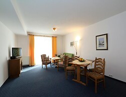 Apartment in Zugspitz Arena Near Cycle Path