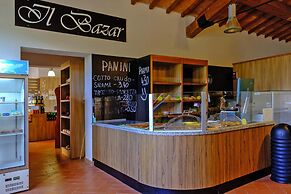 Apartment Overlooking Piombino Beach