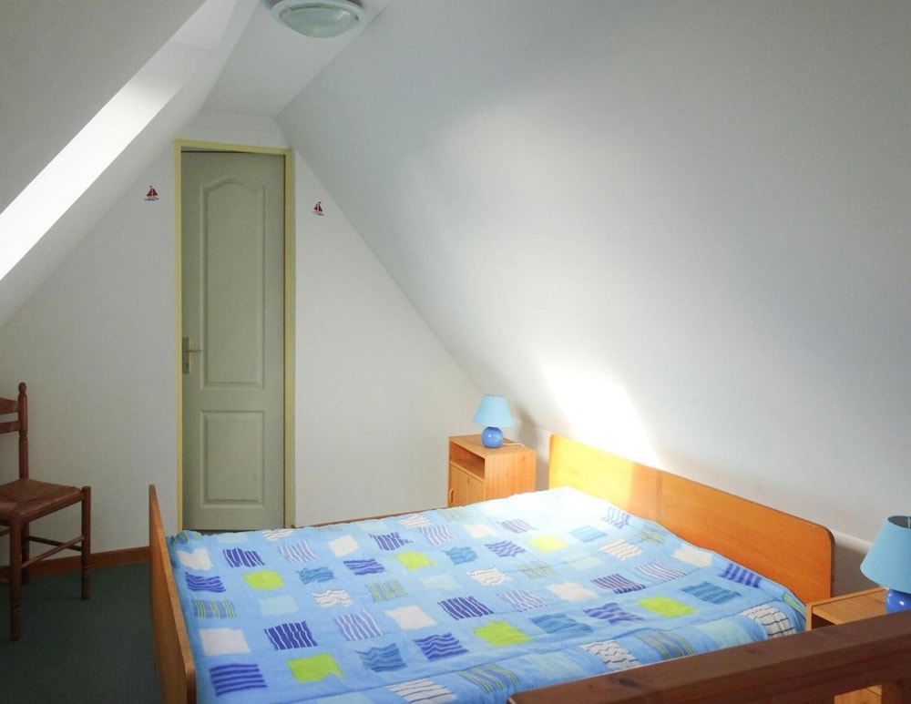 Terraced House in Lanmodez Near Sandy Beaches