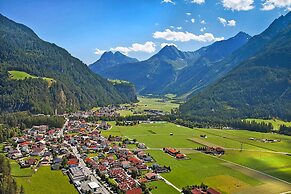 Cosy Holiday Home in Langenfeld
