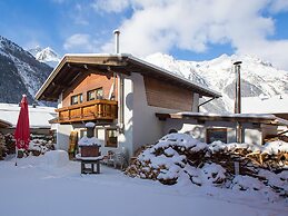 Cosy Holiday Home in Langenfeld
