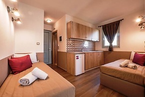 Apartment in Gerakini With Pool