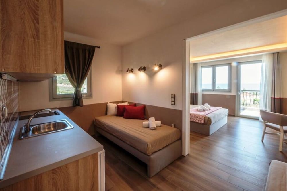 Apartment in Gerakini With Pool