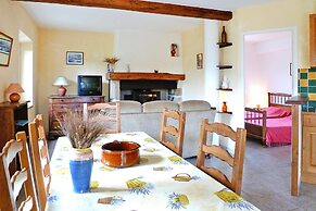 Charming Stone House With Shared Pool, Chambonas