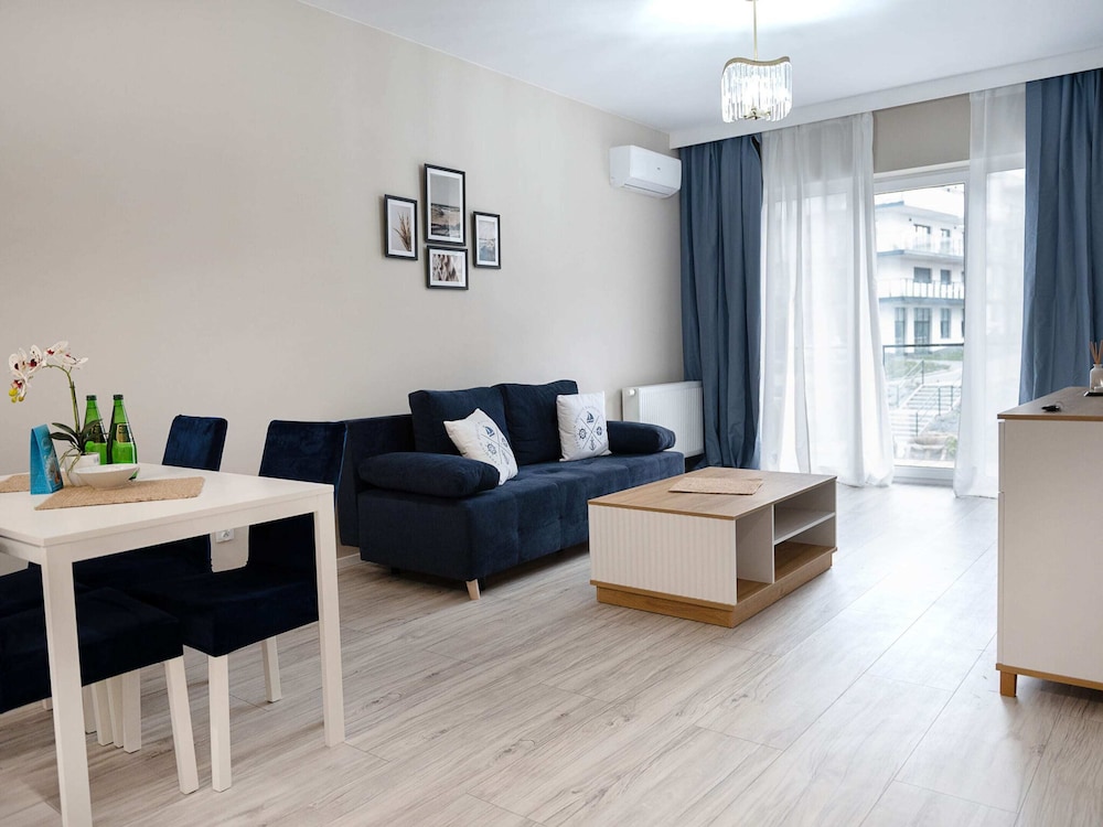 Apartment With air Conditioning, Pool, Sauna