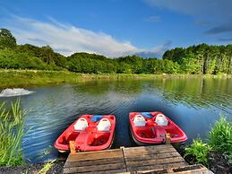 Comfortable XXL Holiday Villa by the Pond