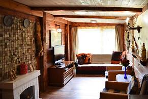 Cozy Holiday Home, Junoszyno
