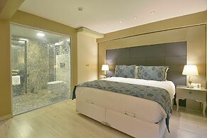 Hotel Adamel City