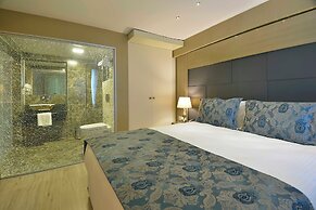Hotel Adamel City