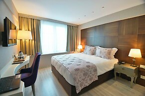 Hotel Adamel City
