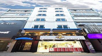 Hotel Adamel City