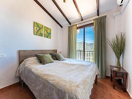 Faro's Sun Beach & More in Almunecar