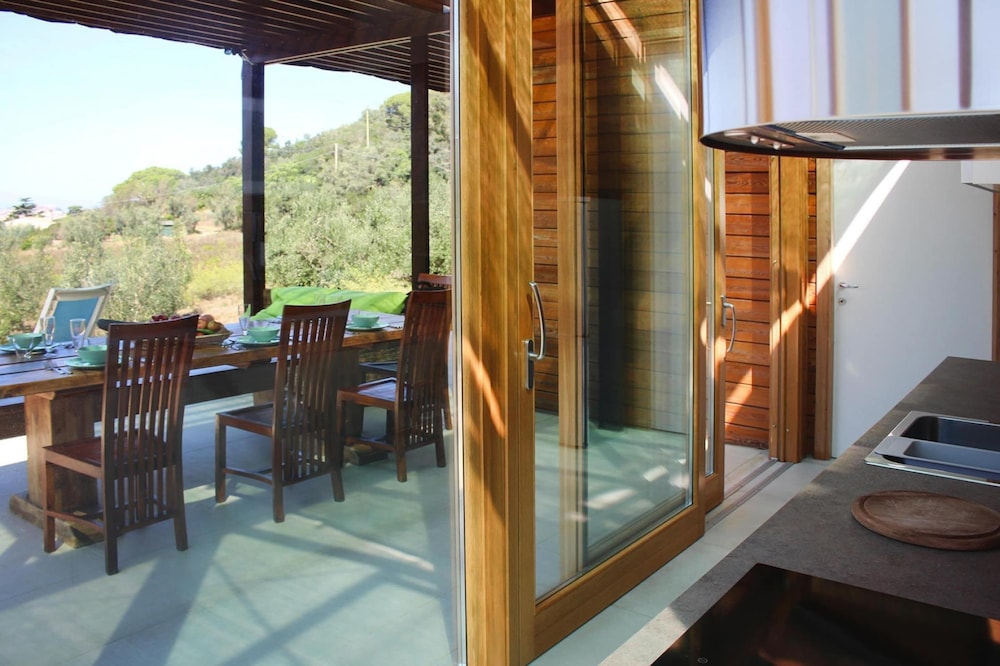 Holiday Home Magazzini With Sea View