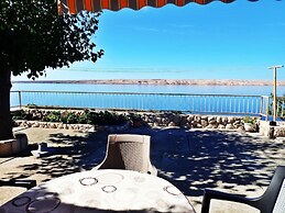2-br Seaview Apartment in Baric Draga