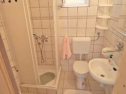2-br Seaview Apartment in Baric Draga
