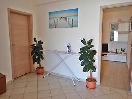 2-br Seaview Apartment in Baric Draga