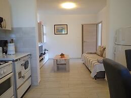 2-br Seaview Apartment in Baric Draga
