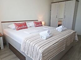 2-br Seaview Apartment in Baric Draga
