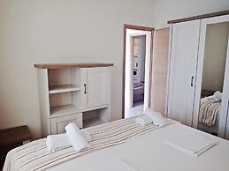 2-br Seaview Apartment in Baric Draga