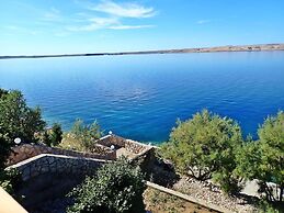 2-br Seaview Apartment in Baric Draga