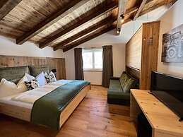 Penthouse in Wildkogel With Mountain Views