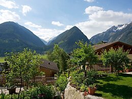 Penthouse in Wildkogel With Mountain Views