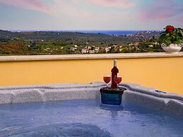 Charming Holiday Home in Maheri