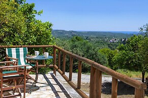 Charming Holiday Home in Maheri