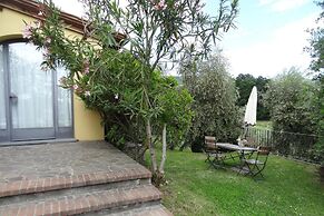 Villa in Vinci With Pool & Panoramic Views