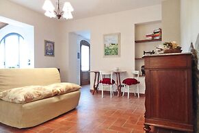 Villa in Vinci With Pool & Panoramic Views