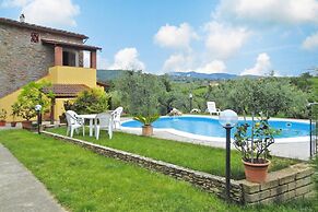 Villa in Vinci With Pool & Panoramic Views