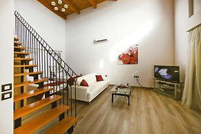 Semi-detached House With Private Pool
